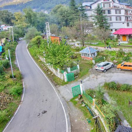 White Mountain Hotel Manāli Kültér fotó