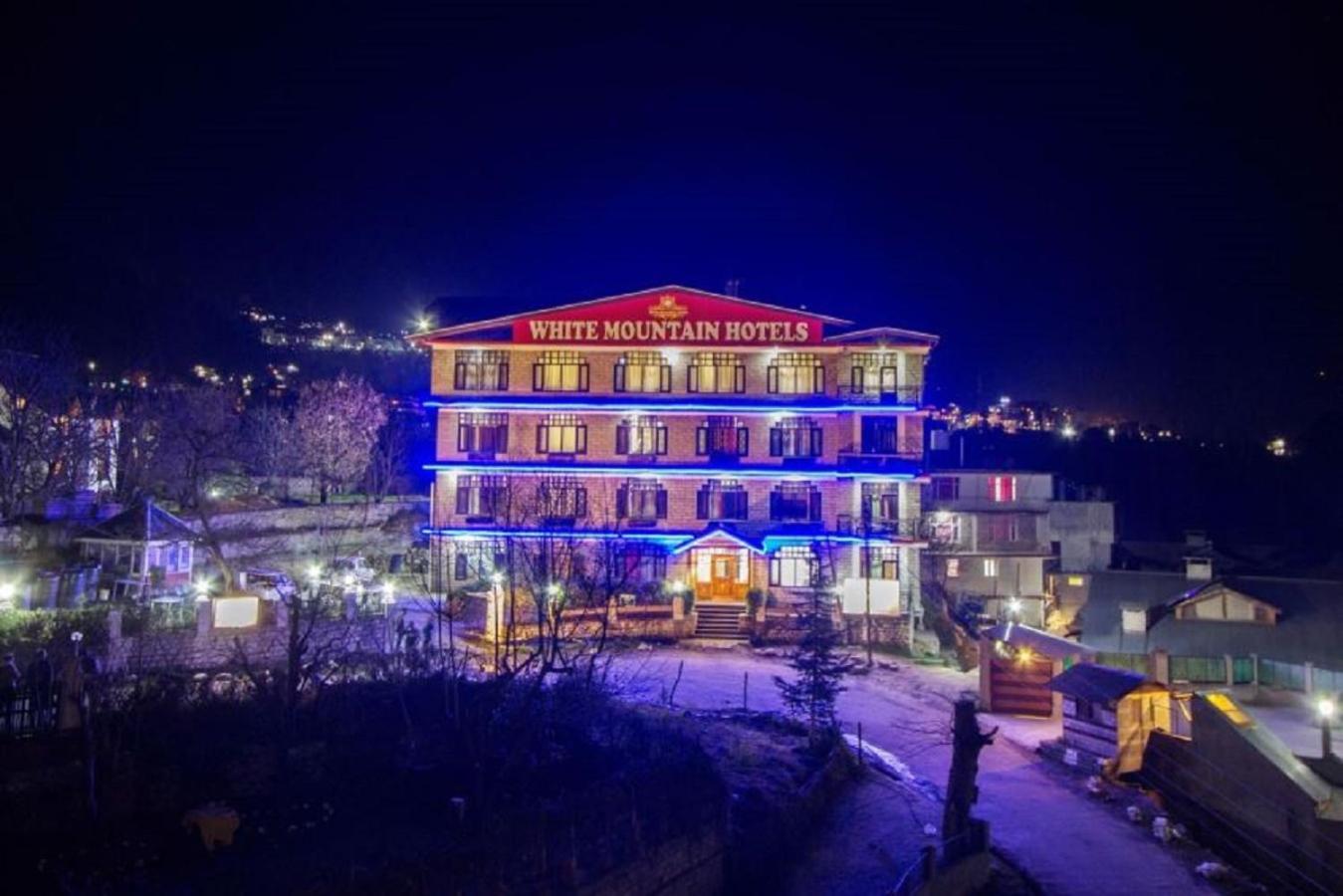 White Mountain Hotel Manāli Kültér fotó