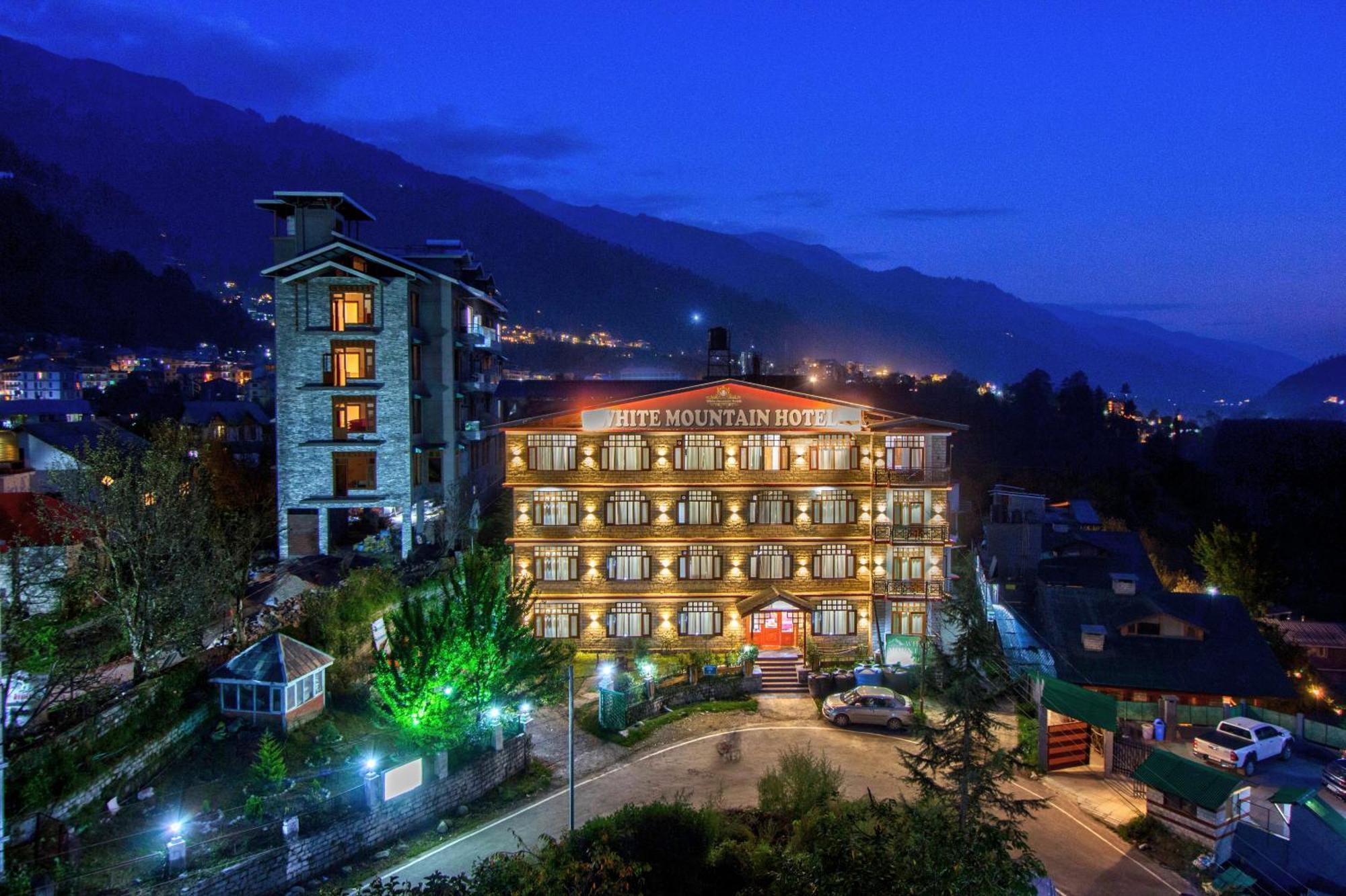 White Mountain Hotel Manāli Kültér fotó