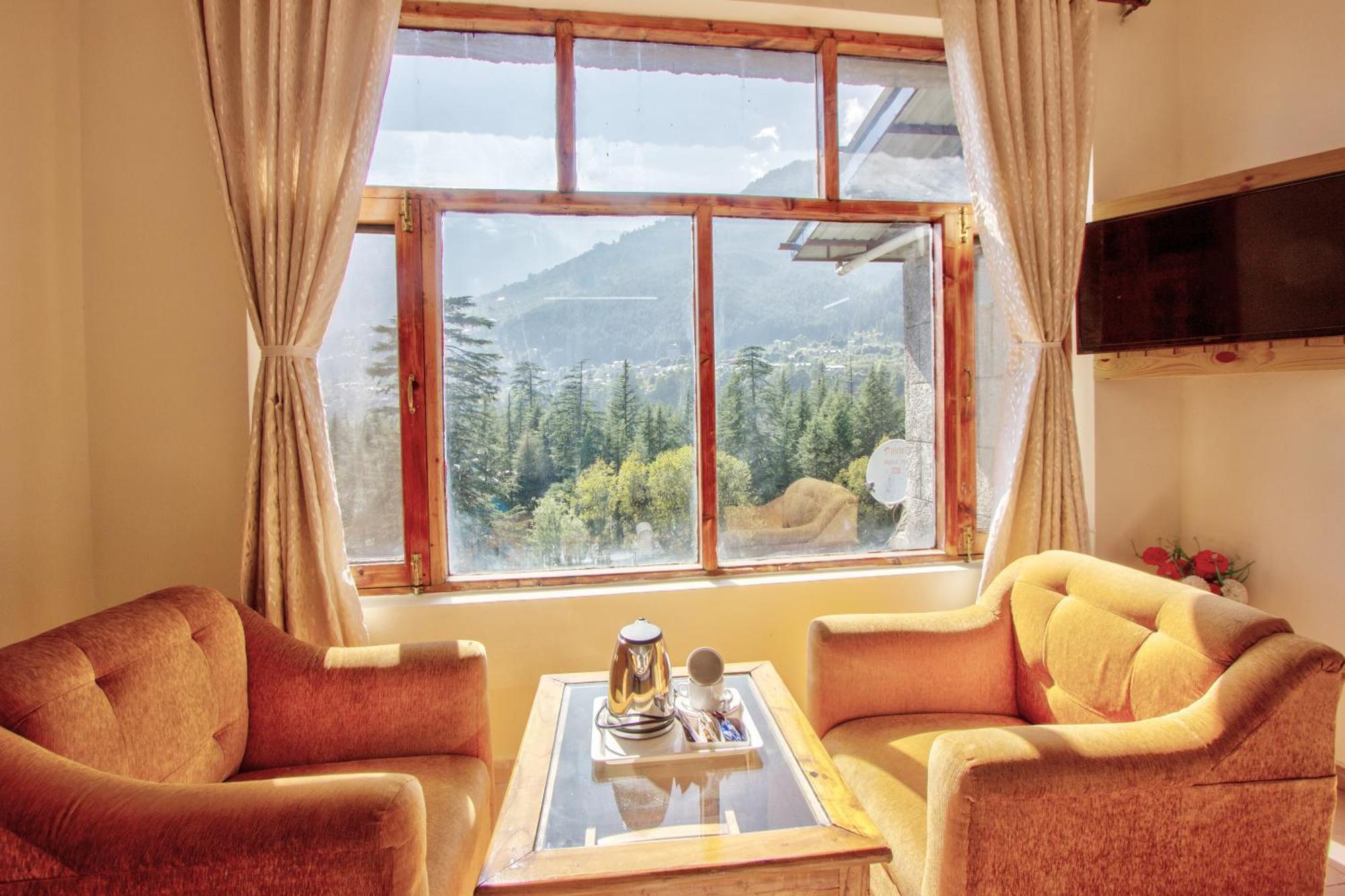 White Mountain Hotel Manāli Kültér fotó