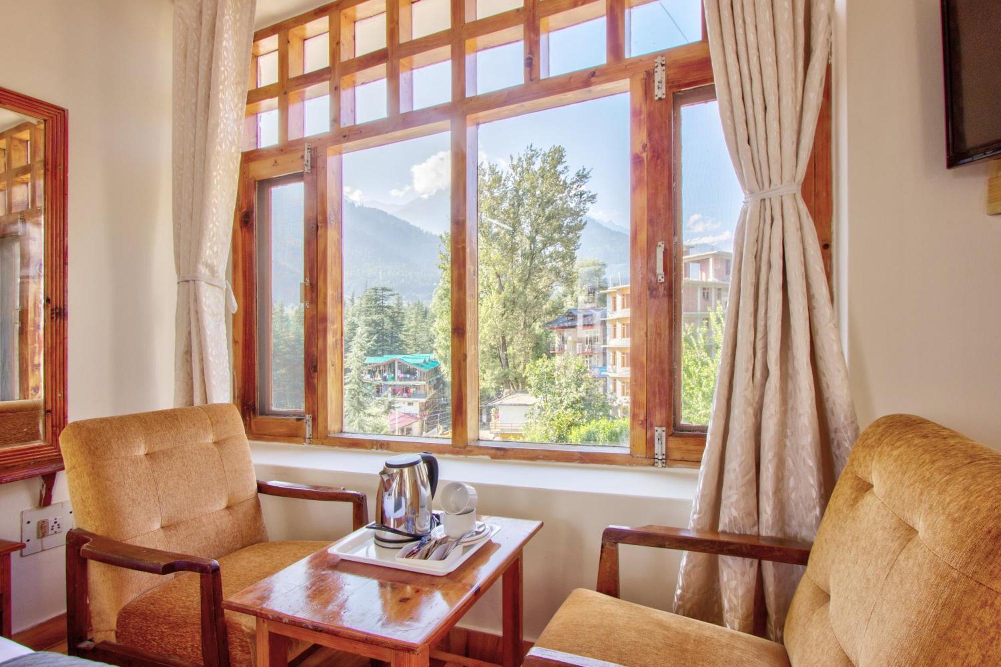White Mountain Hotel Manāli Kültér fotó
