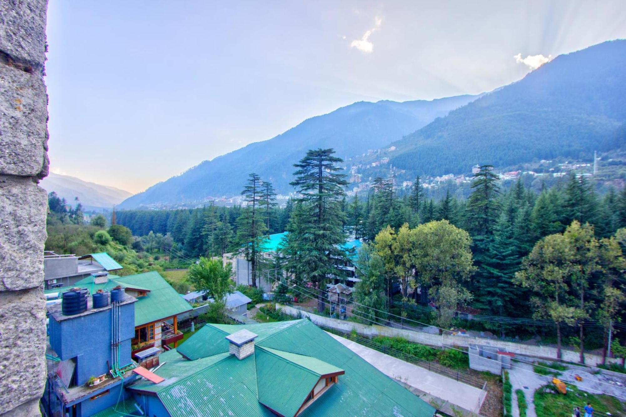 White Mountain Hotel Manāli Kültér fotó