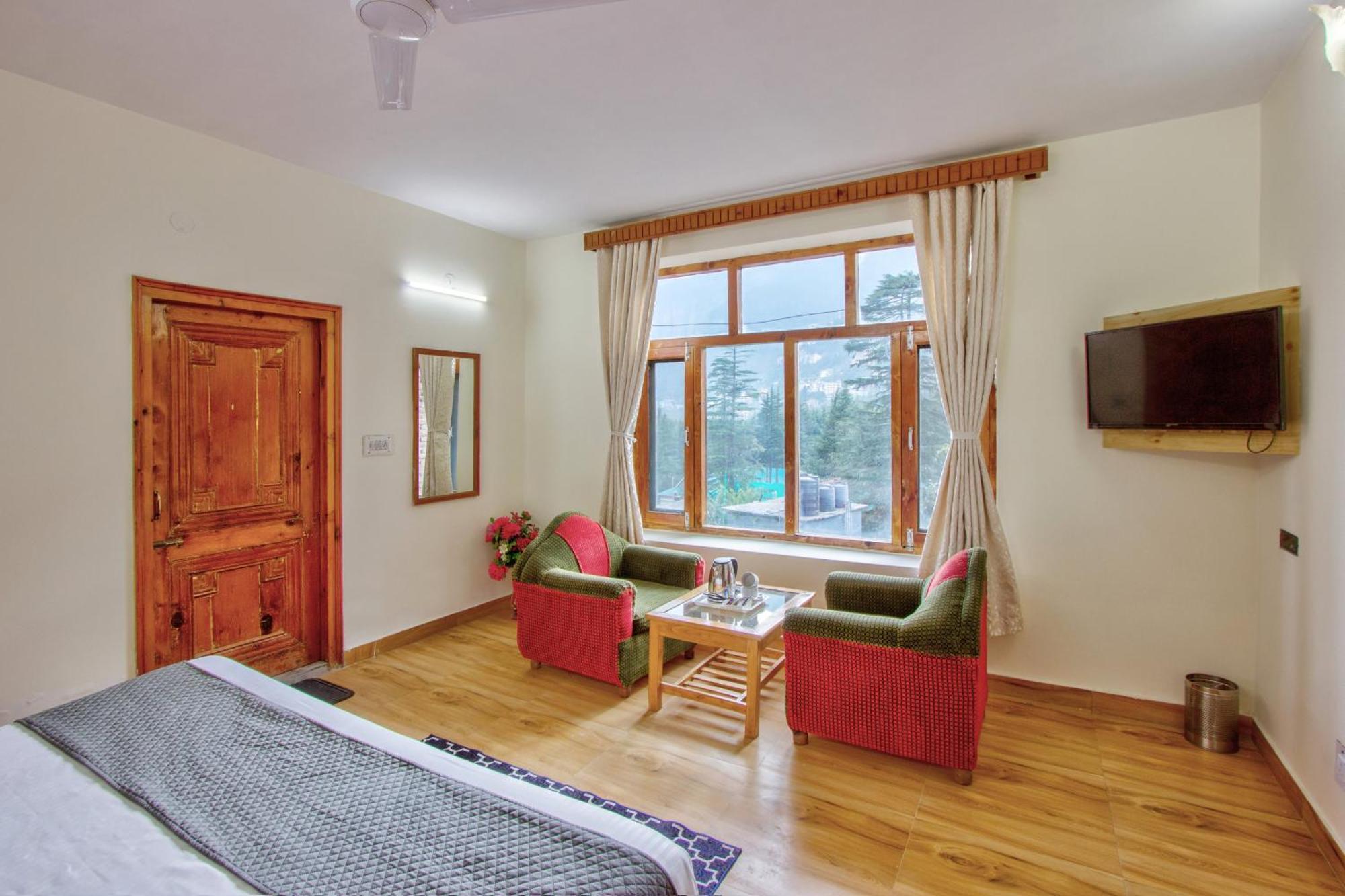 White Mountain Hotel Manāli Kültér fotó