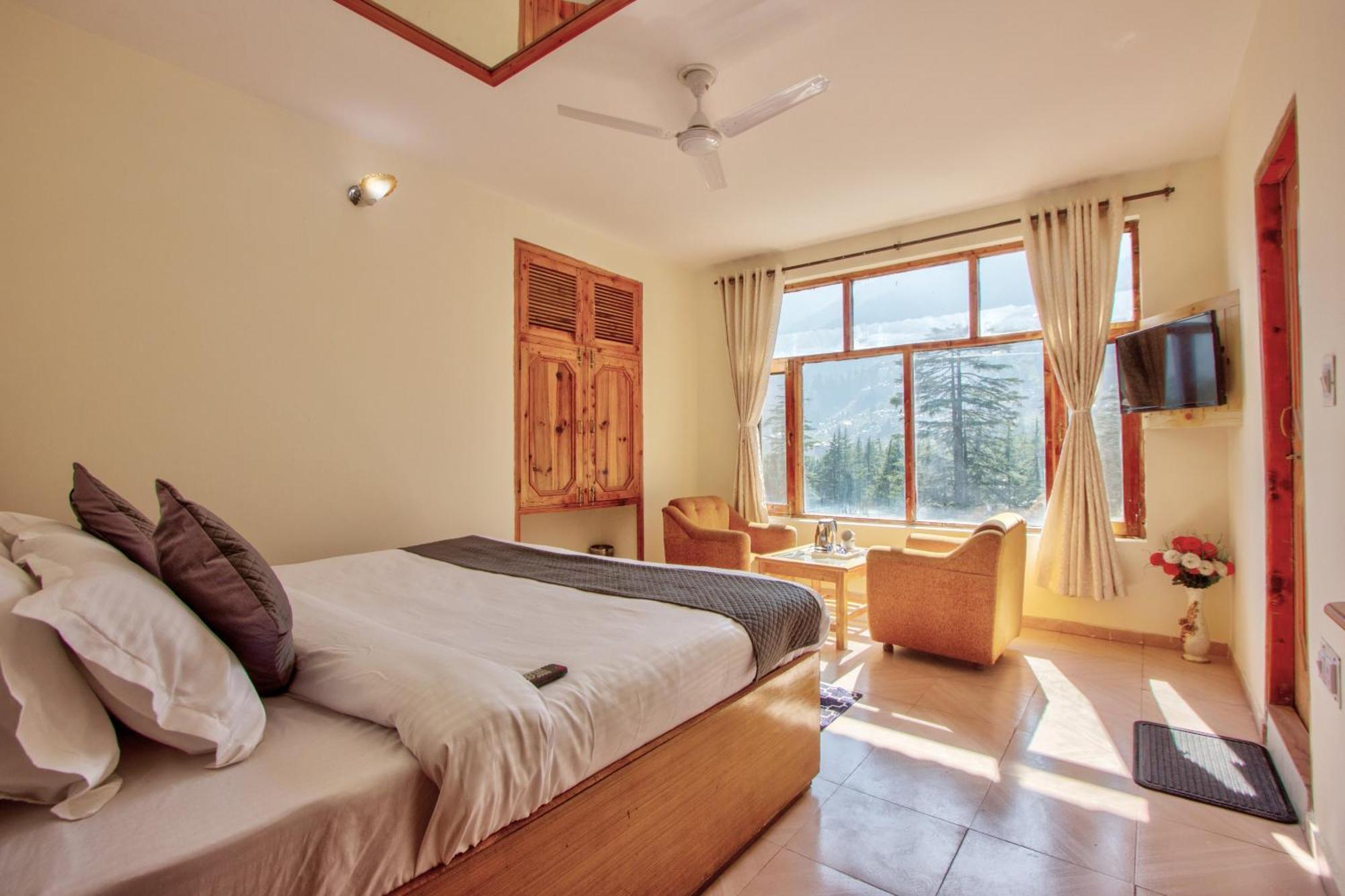 White Mountain Hotel Manāli Kültér fotó